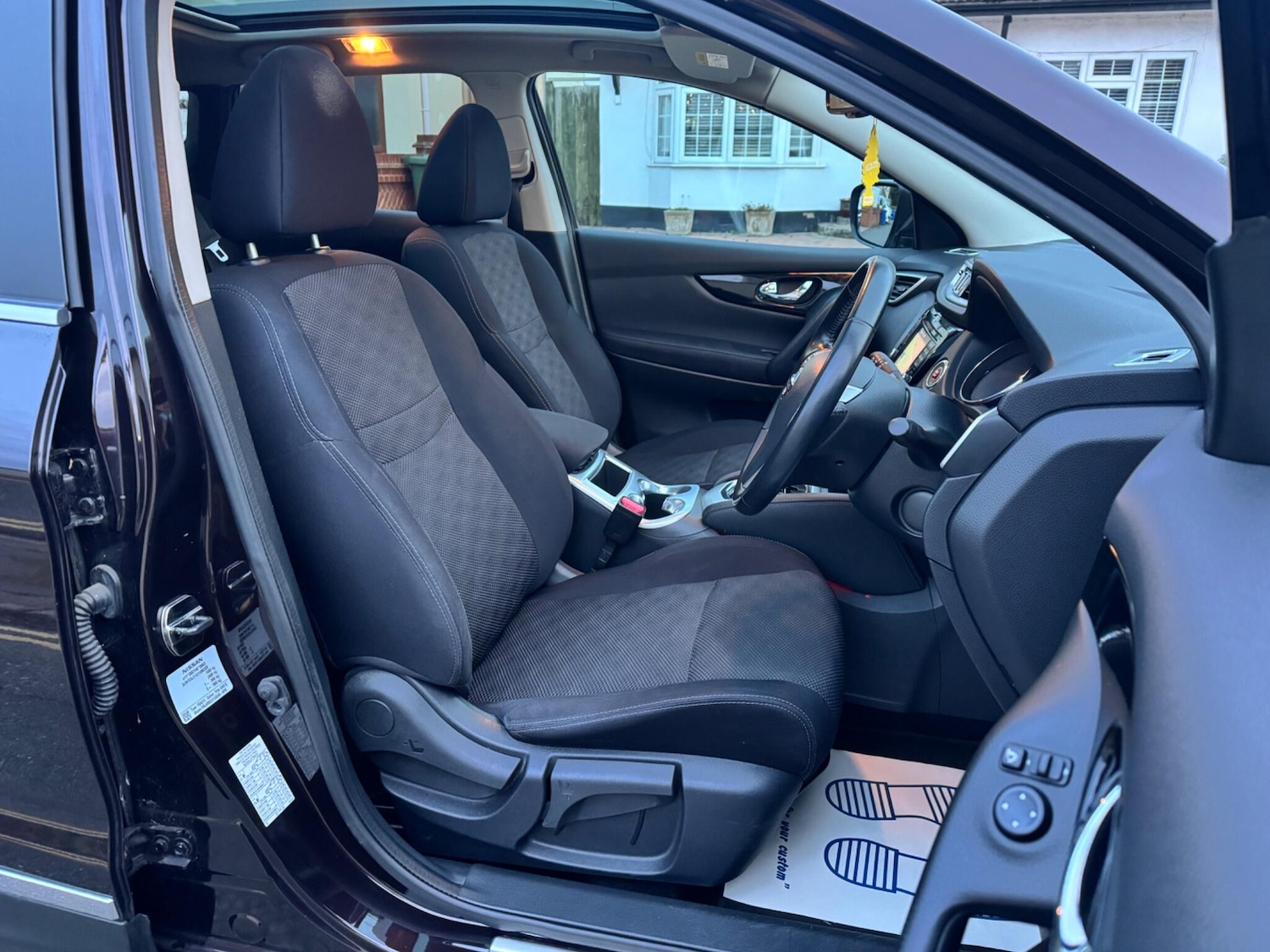 Used Nissan Qashqai 2015 for sale - 76424633: Photo 17