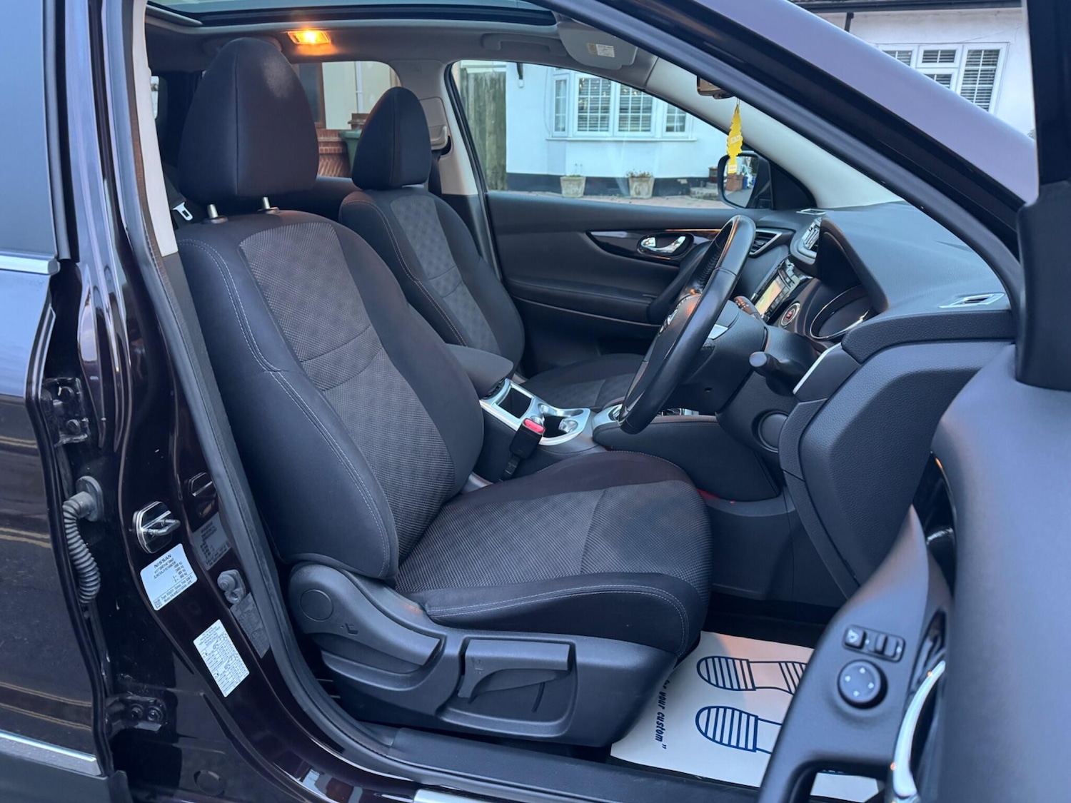 Used Nissan Qashqai 2015 for sale - 76424633: Photo 18