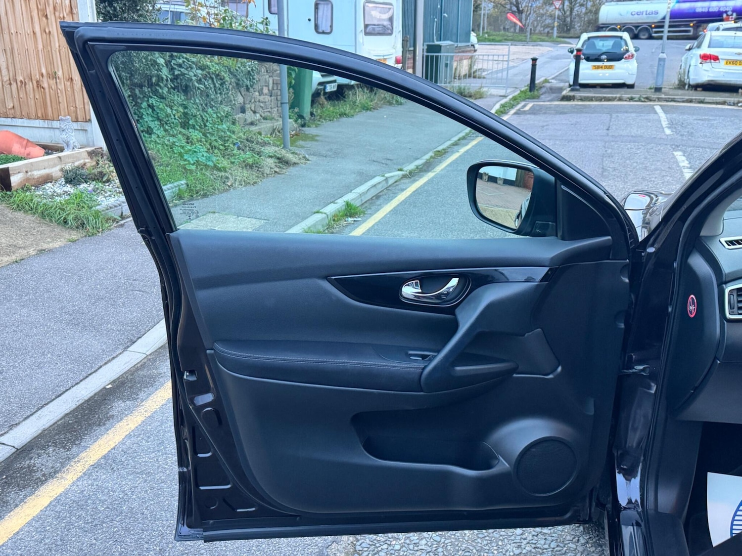 Used Nissan Qashqai 2015 for sale - 76424633: Photo 21