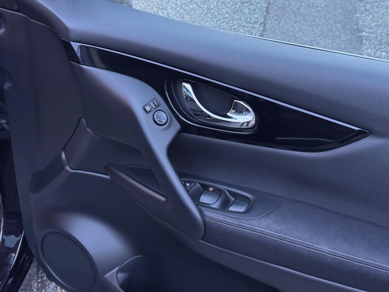 Used Nissan Qashqai 2015 for sale - 76424633: Photo 35