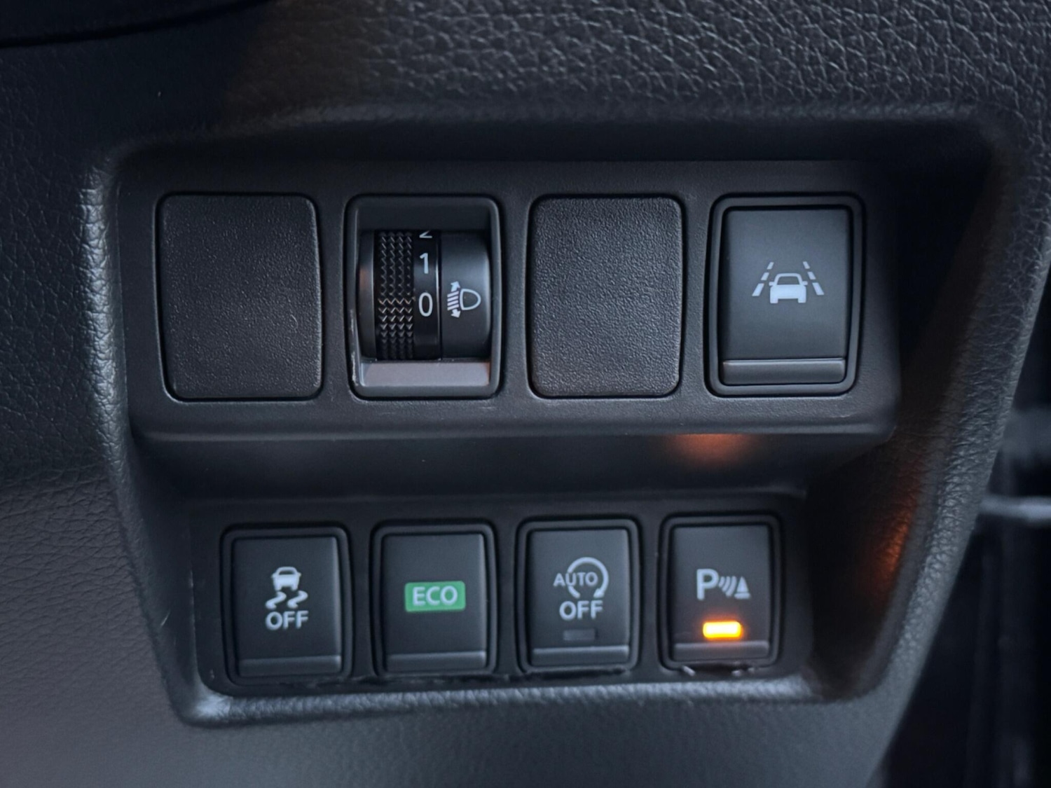 Used Nissan Qashqai 2015 for sale - 76424633: Photo 38