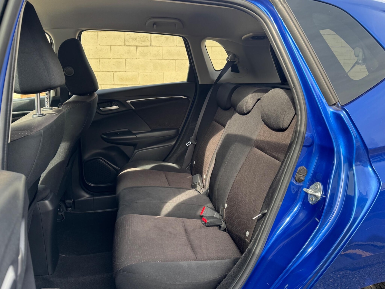 Used Honda Jazz 2017 for sale - 76995229: Photo 24