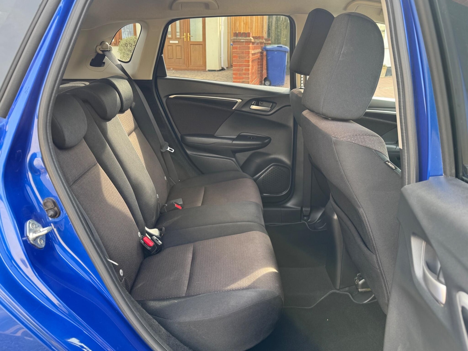 Used Honda Jazz 2017 for sale - 76995229: Photo 30