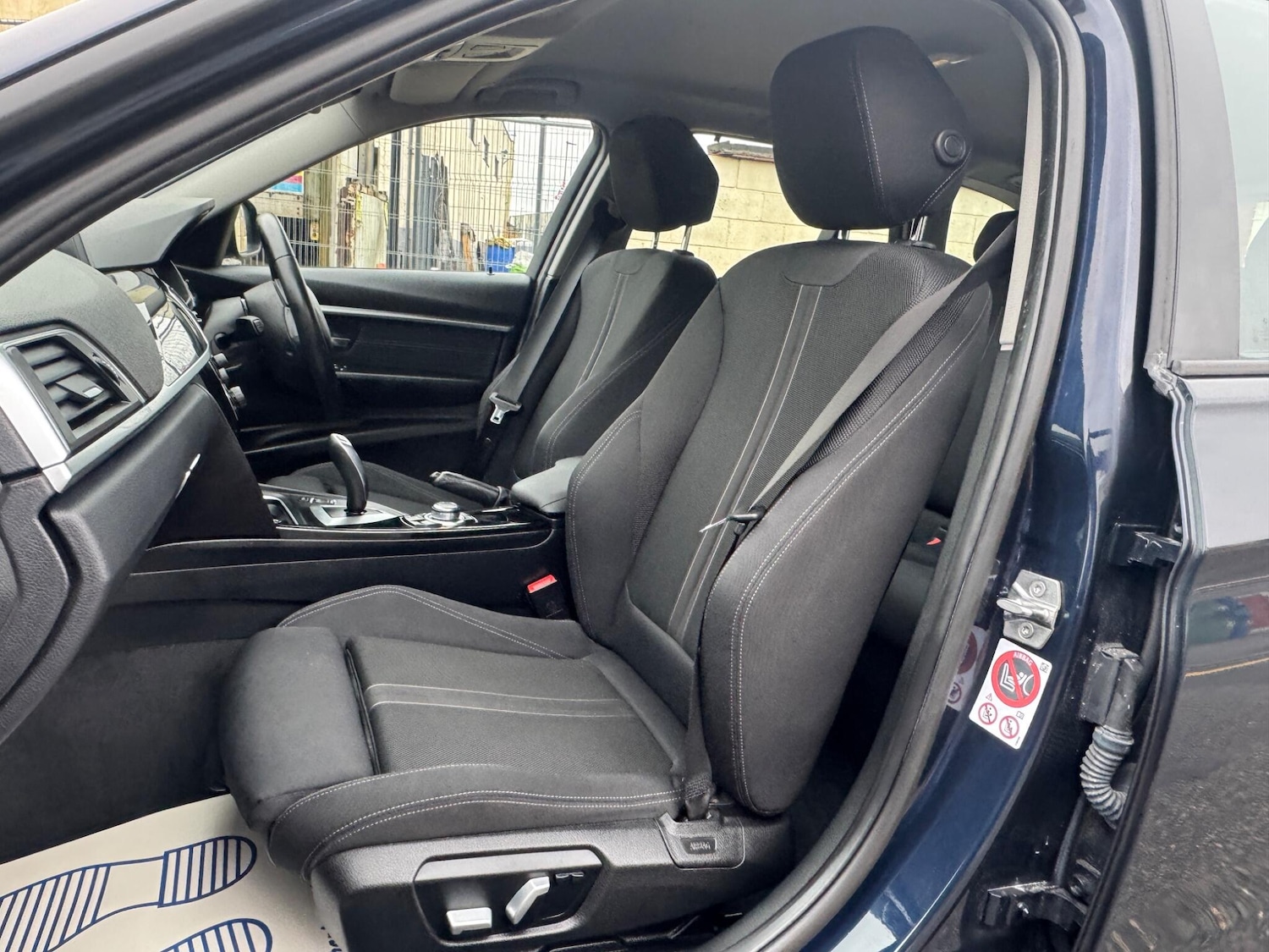 Used BMW 3 Series 2015 for sale - 77611669: Photo 24