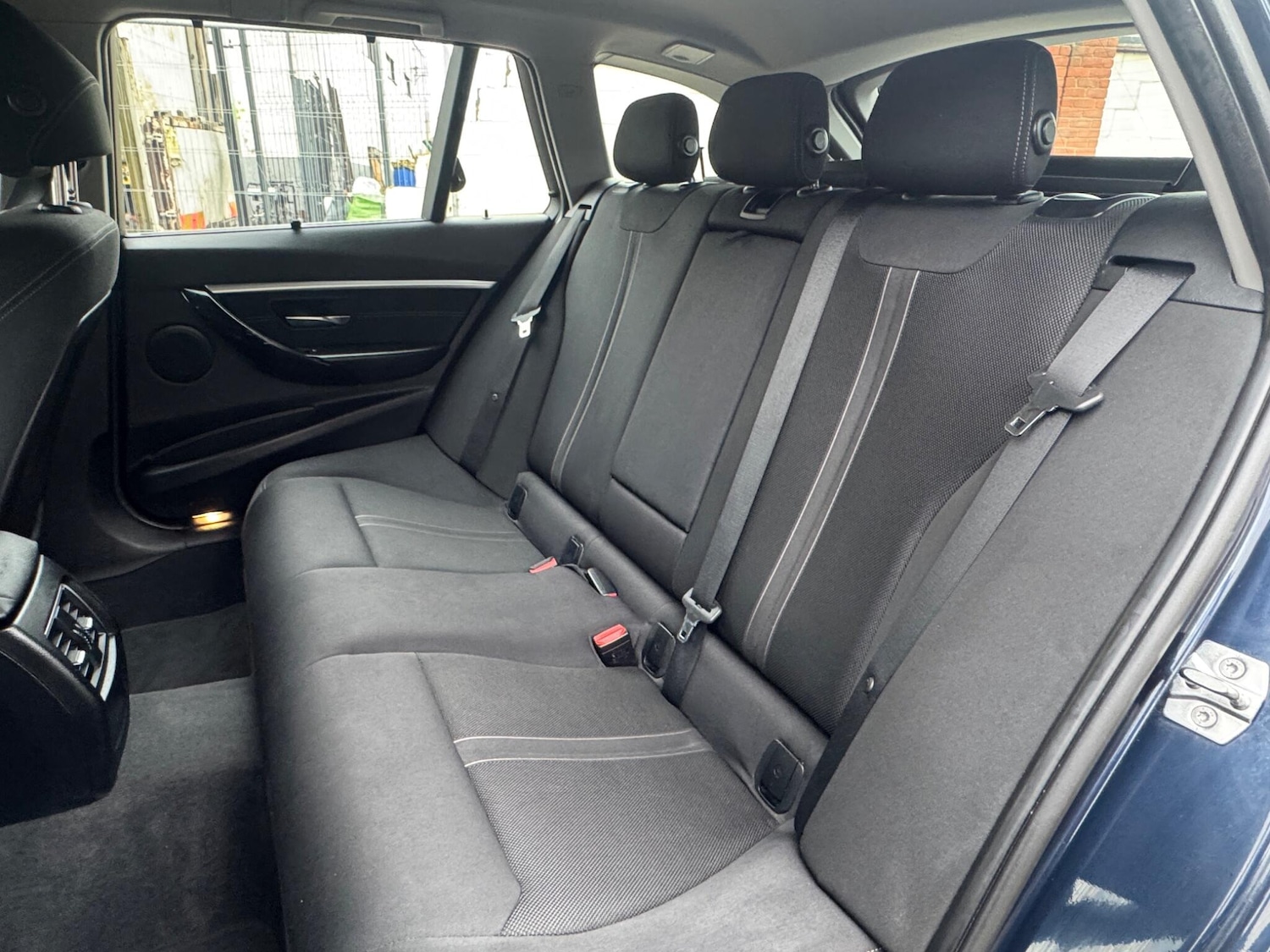 Used BMW 3 Series 2015 for sale - 77611669: Photo 31