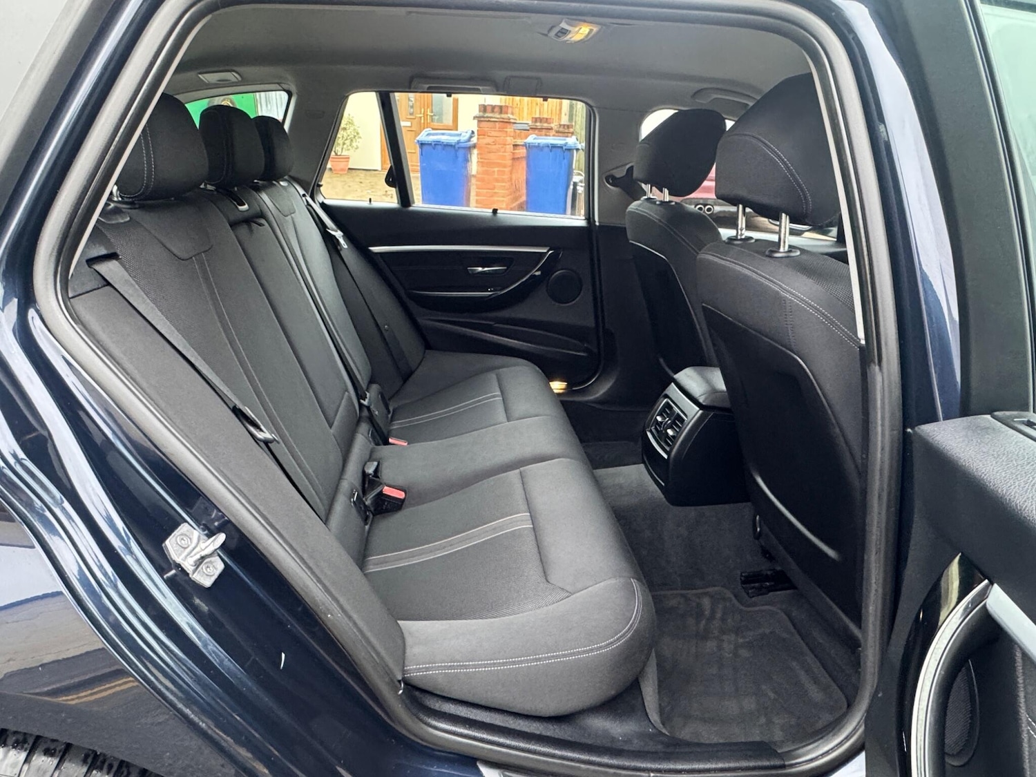 Used BMW 3 Series 2015 for sale - 77611669: Photo 32