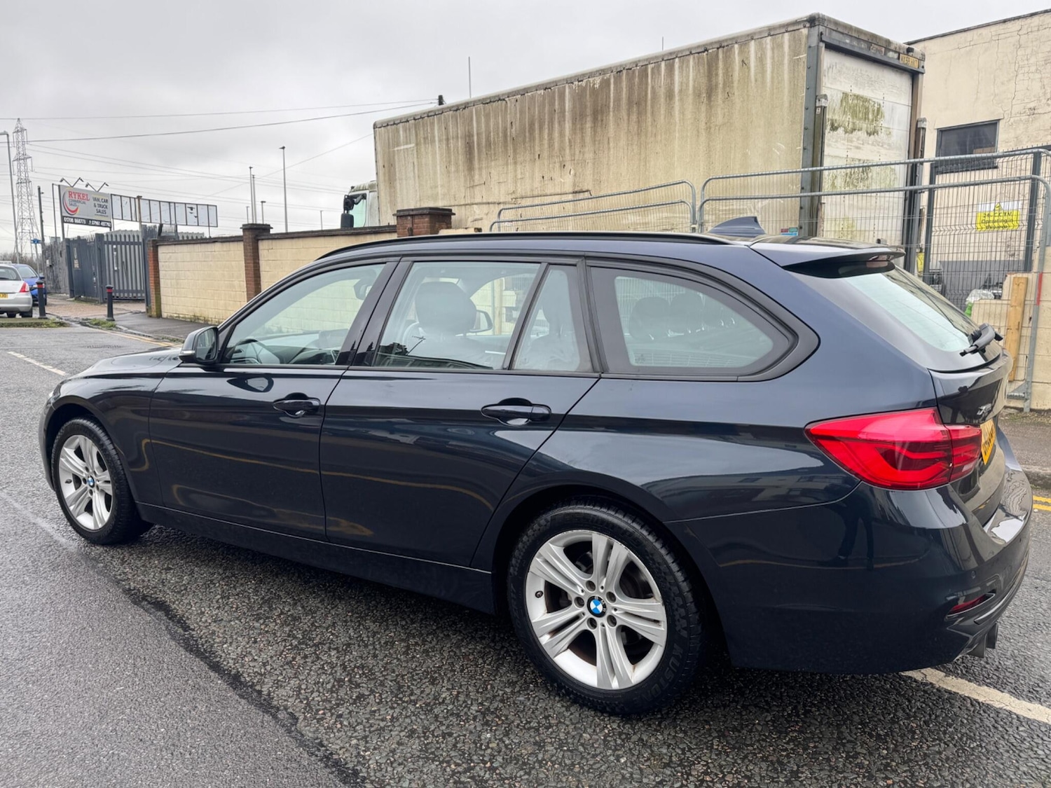 Used BMW 3 Series 2015 for sale - 77611669: Photo 8