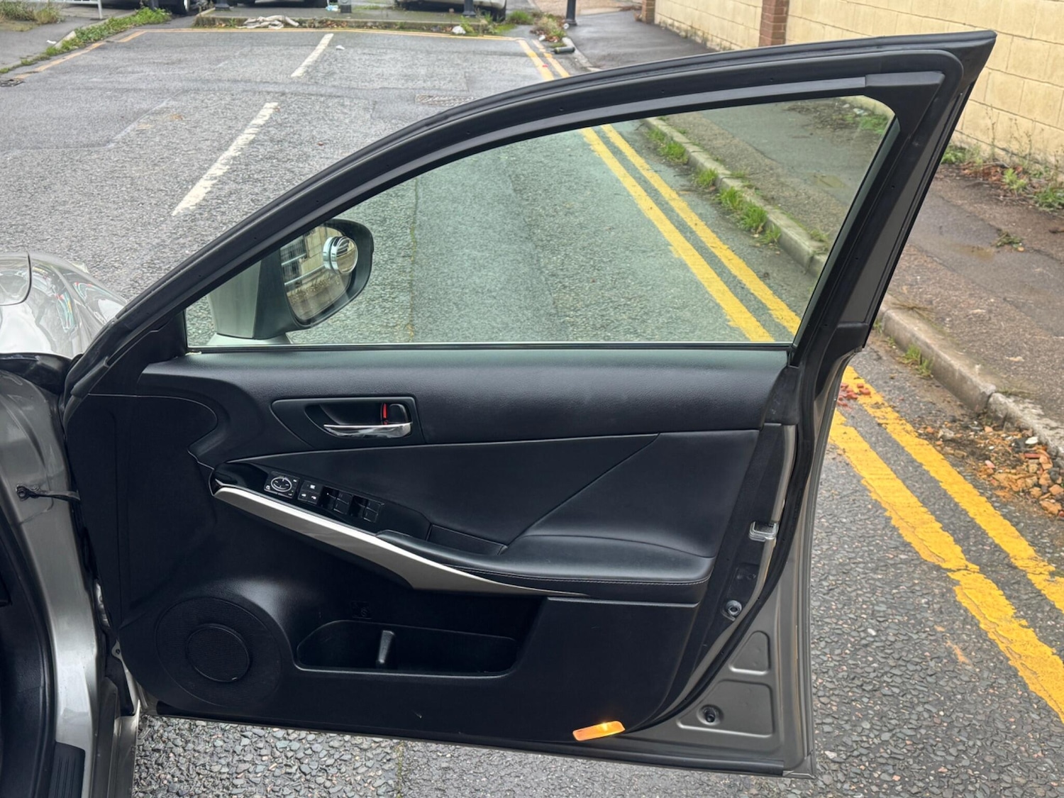 Used Lexus IS 2015 for sale - 76667263: Photo 16