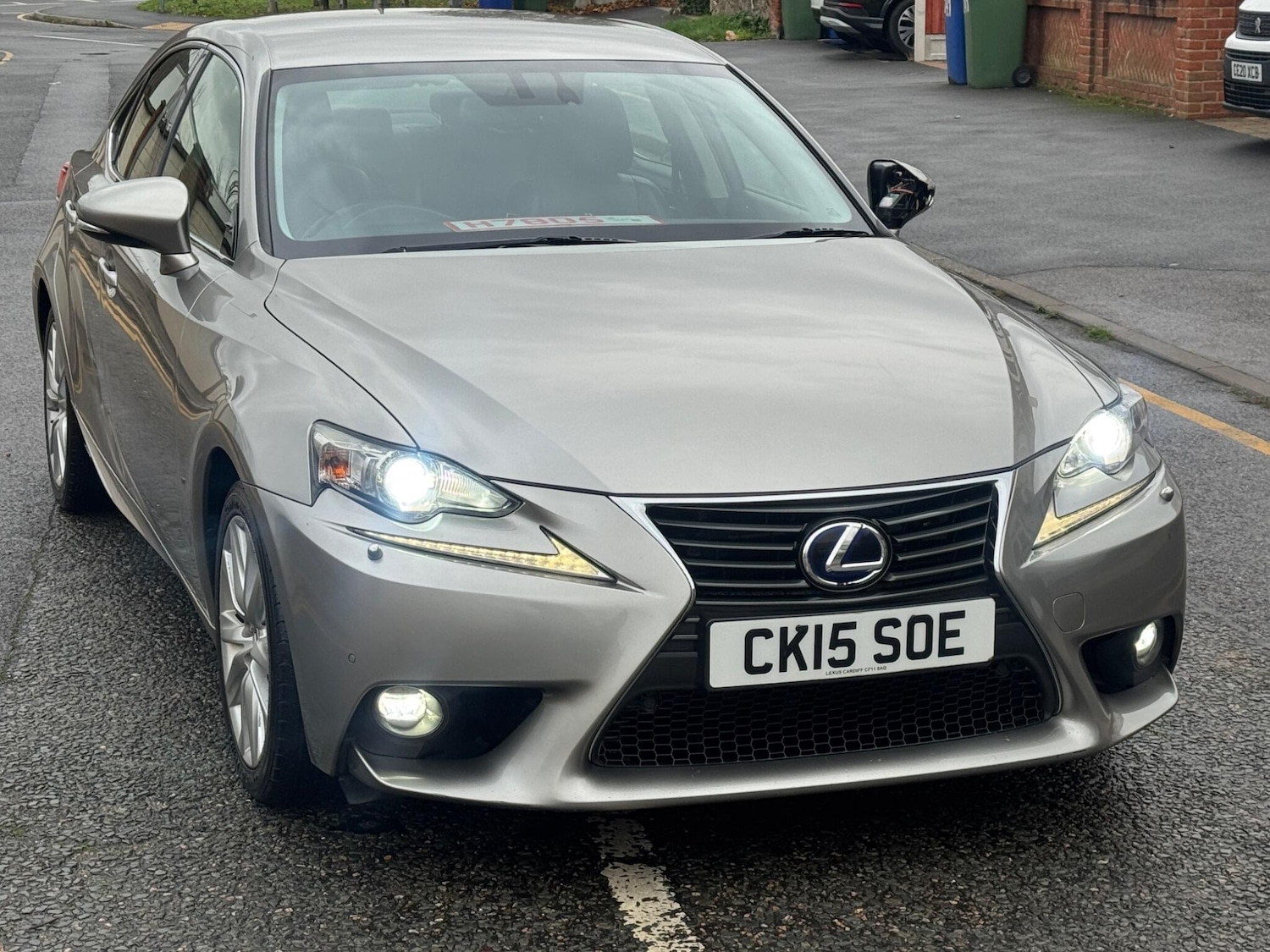 Used Lexus IS 2015 for sale - 76667263: Photo 2