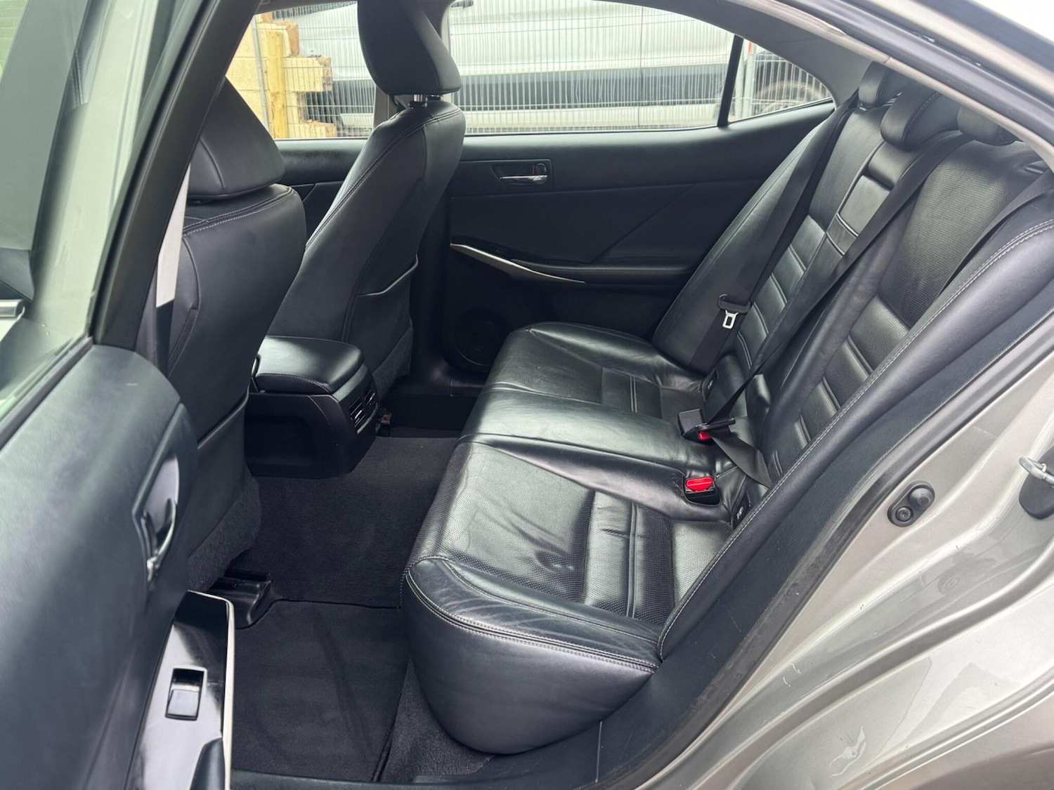 Used Lexus IS 2015 for sale - 76667263: Photo 25