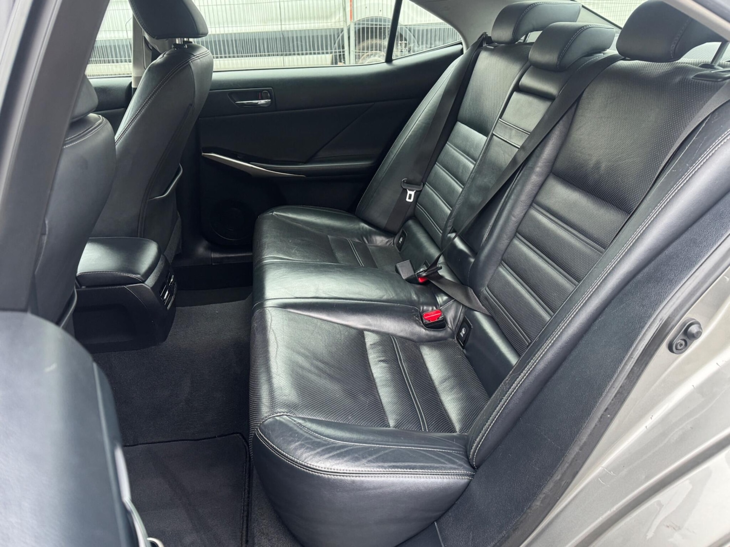 Used Lexus IS 2015 for sale - 76667263: Photo 27