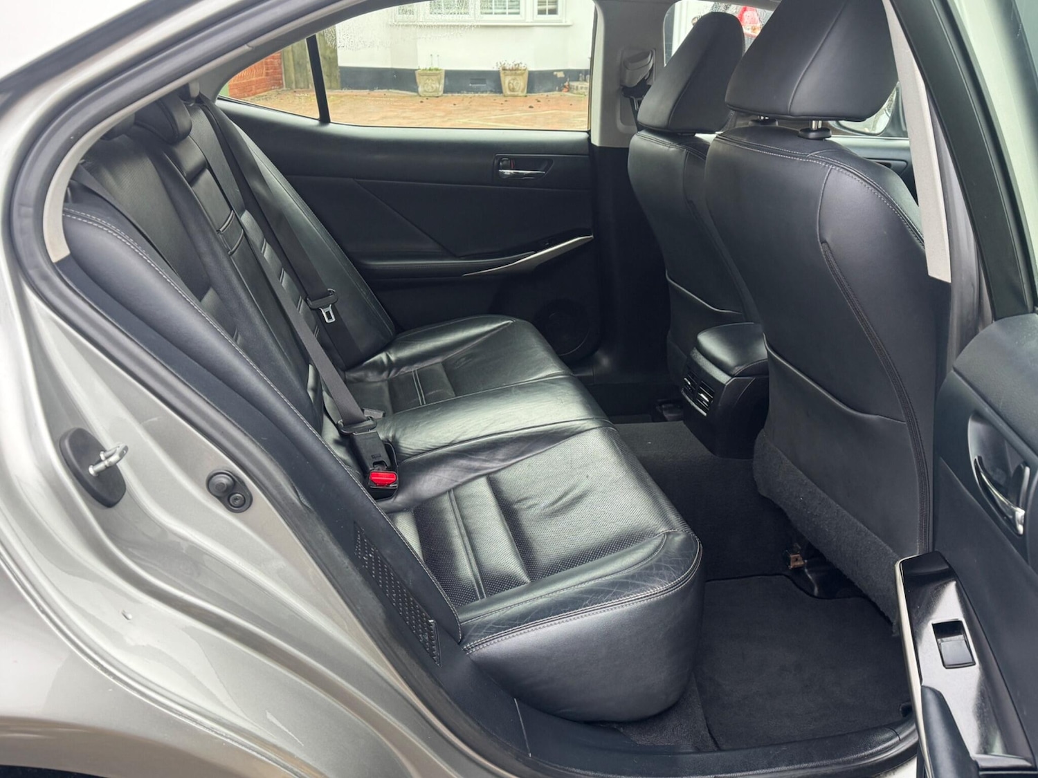 Used Lexus IS 2015 for sale - 76667263: Photo 29