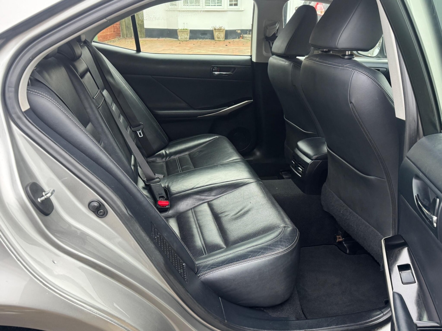 Used Lexus IS 2015 for sale - 76667263: Photo 30