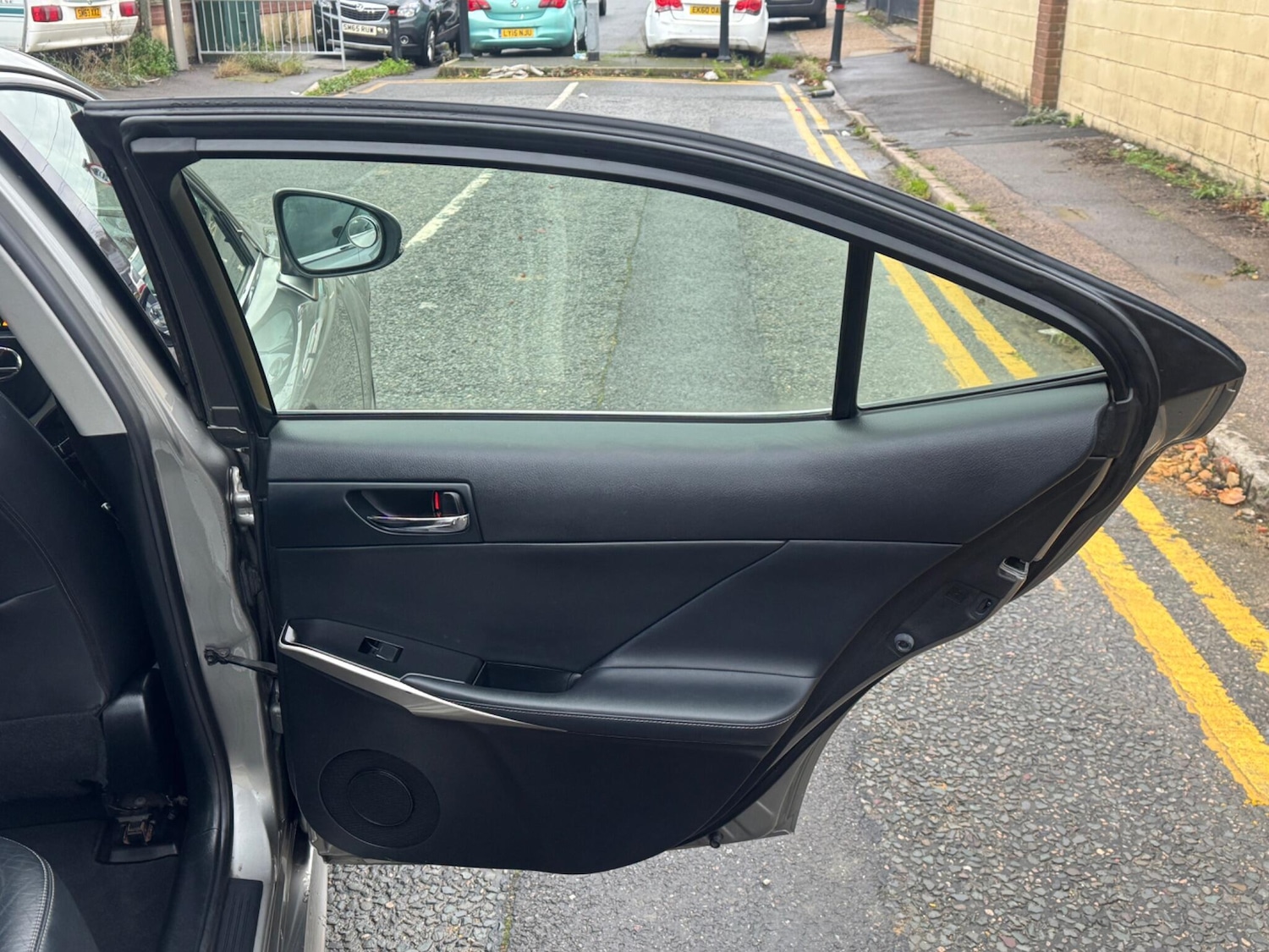 Used Lexus IS 2015 for sale - 76667263: Photo 31