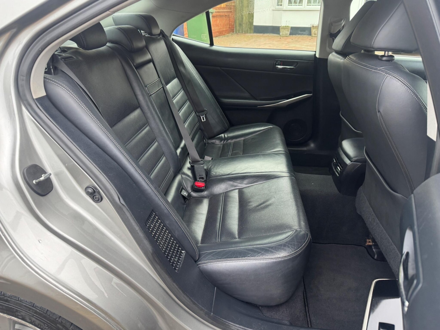 Used Lexus IS 2015 for sale - 76667263: Photo 33