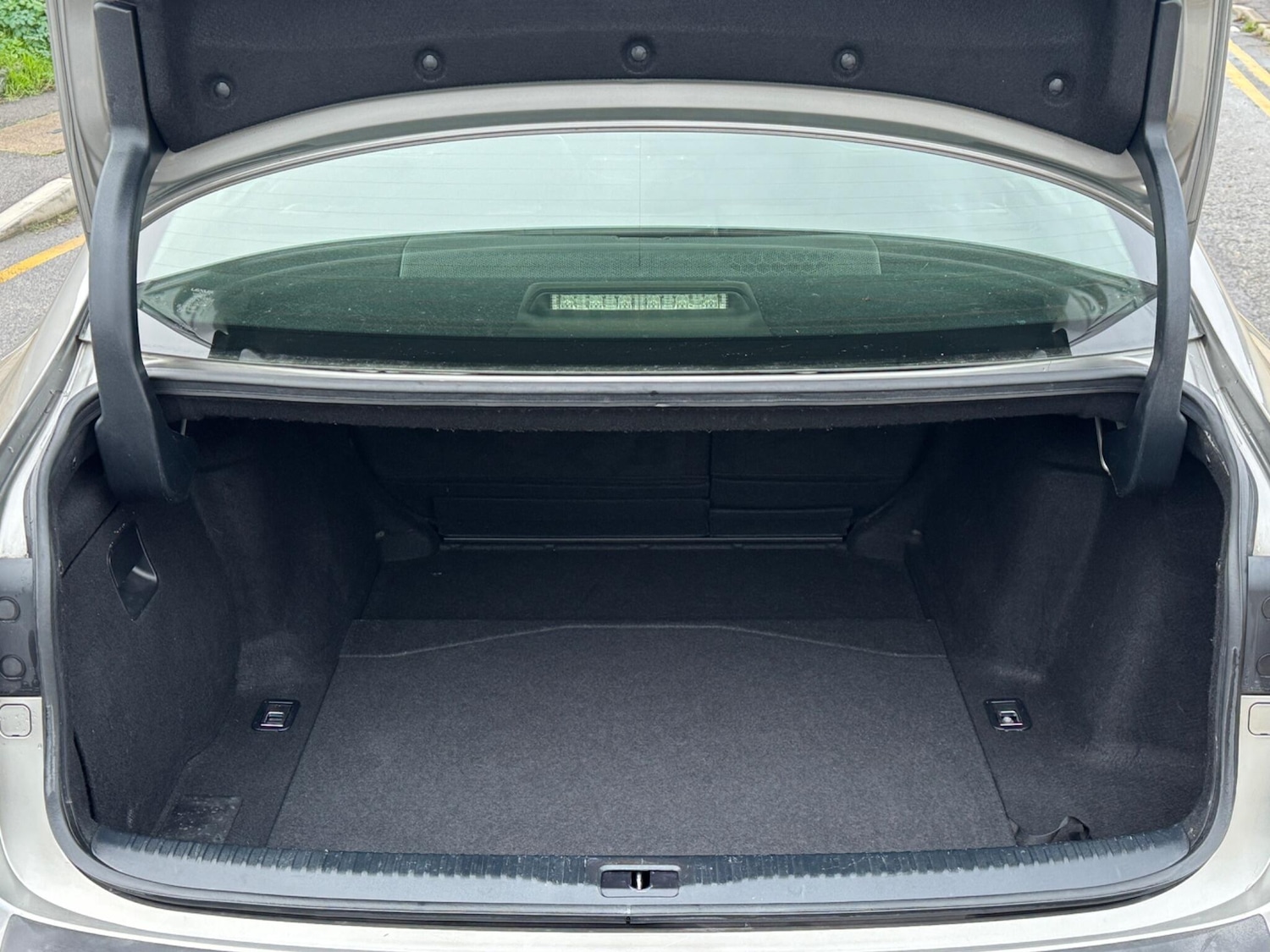 Used Lexus IS 2015 for sale - 76667263: Photo 43