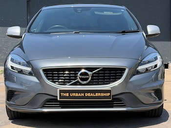 Used Volvo V40 2018 for sale - 79012717: Photo
