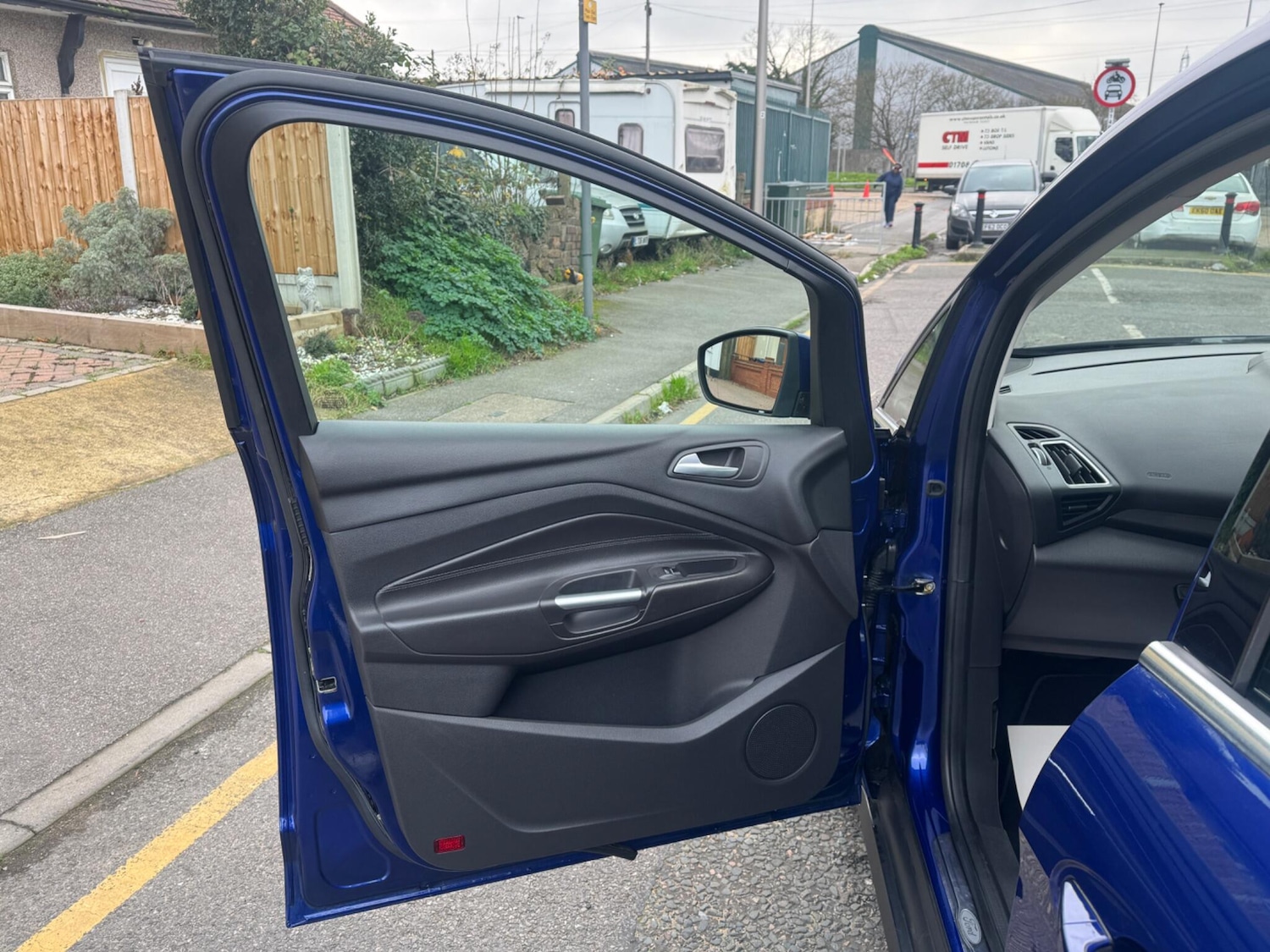 Used Ford Grand C-Max 2015 for sale - 76953343: Photo 20