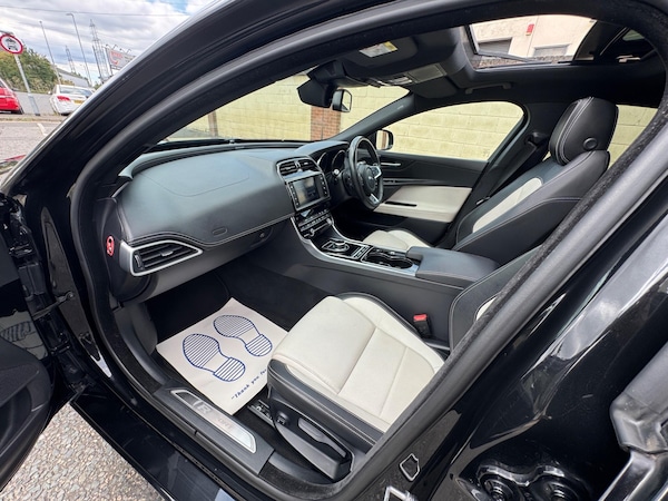 Used Jaguar XE 2017 for sale - 75589708: Photo 16