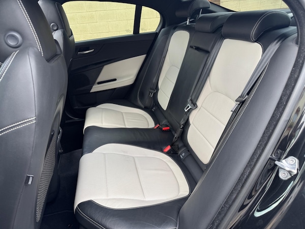 Used Jaguar XE 2017 for sale - 75589708: Photo 23