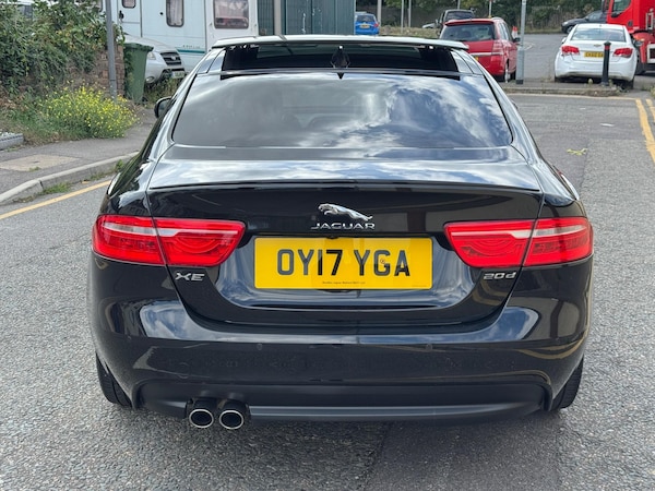 Used Jaguar XE 2017 for sale - 75589708: Photo 6