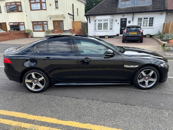 Used Jaguar XE 2017 for sale - 75589708: Photo 9