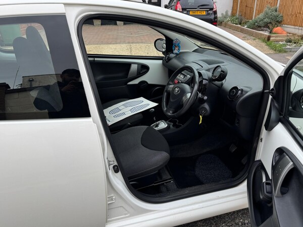 Used Toyota AYGO 2014 for sale - 76239348: Photo 15