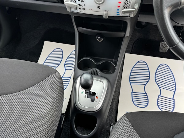 Used Toyota AYGO 2014 for sale - 76239348: Photo 39