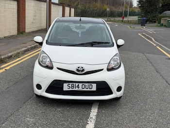 Used Toyota AYGO 2014 for sale - 76239348: Photo 3
