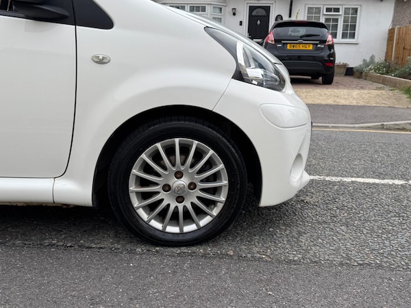 Used Toyota AYGO 2014 for sale - 76239348: Photo 48