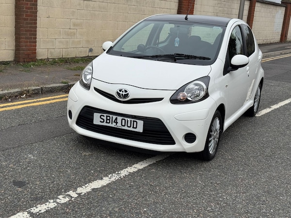 Used Toyota AYGO 2014 for sale - 76239348: Photo 4