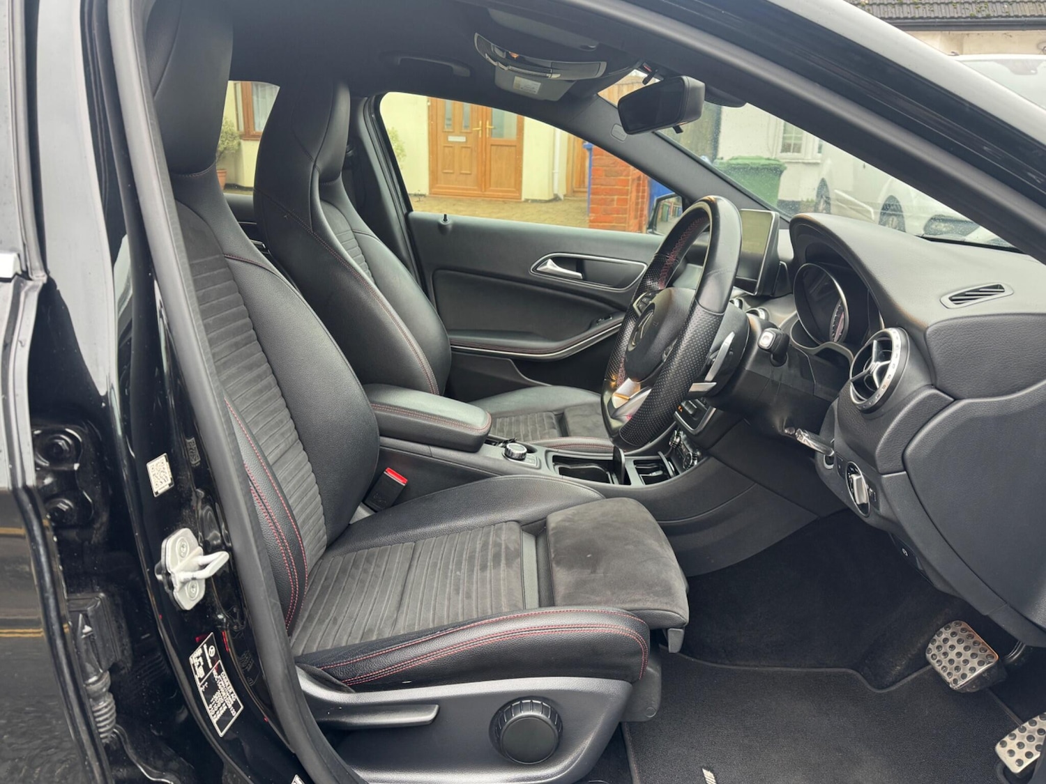 Used Mercedes-Benz GLA 2015 for sale - 77344390: Photo 16