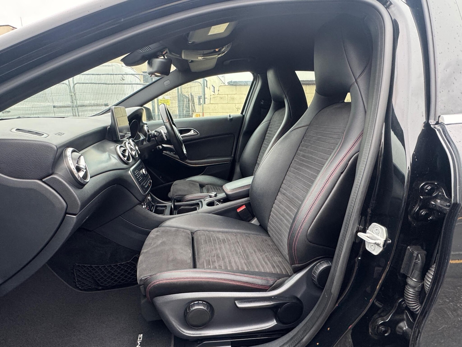 Used Mercedes-Benz GLA 2015 for sale - 77344390: Photo 20