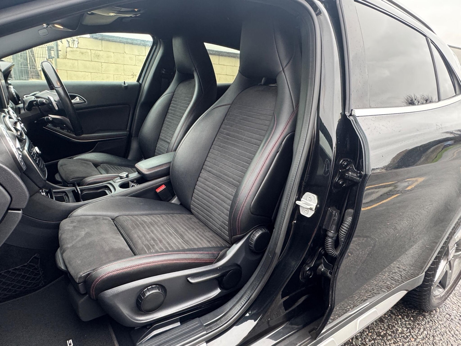 Used Mercedes-Benz GLA 2015 for sale - 77344390: Photo 23