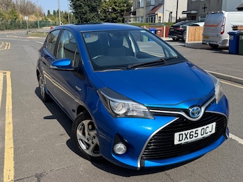 Used Toyota Yaris 2015 for sale - 75609607: Photo