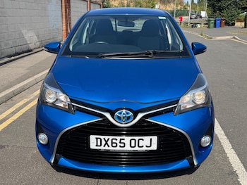Used Toyota Yaris 2015 for sale - 75609607: Photo