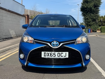 Used Toyota Yaris 2015 for sale - 75609607: Photo