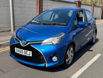 Used Toyota Yaris 2015 for sale - 75609607: Photo