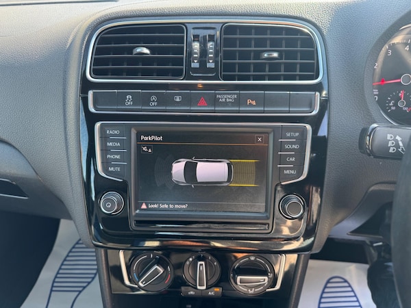 Used Volkswagen Polo 2014 for sale - 75540304: Photo 44