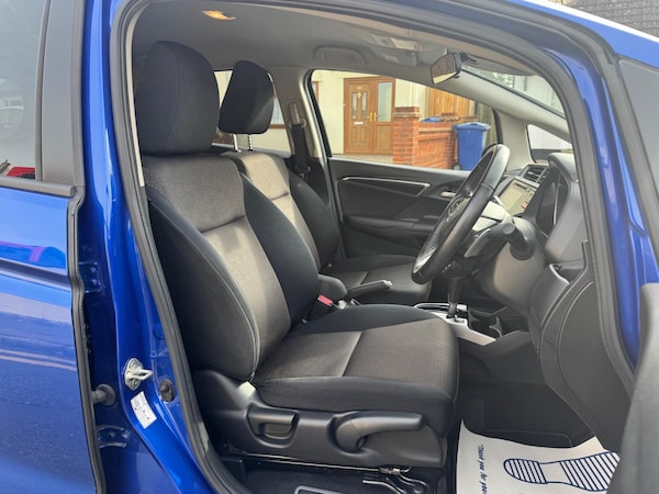 Used Honda Jazz 2017 for sale - 76315246: Photo 17