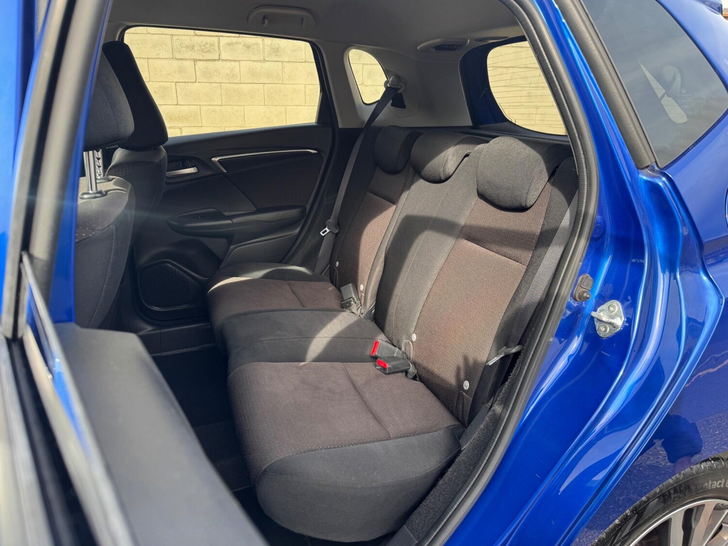 Used Honda Jazz 2017 for sale - 76315246: Photo 27