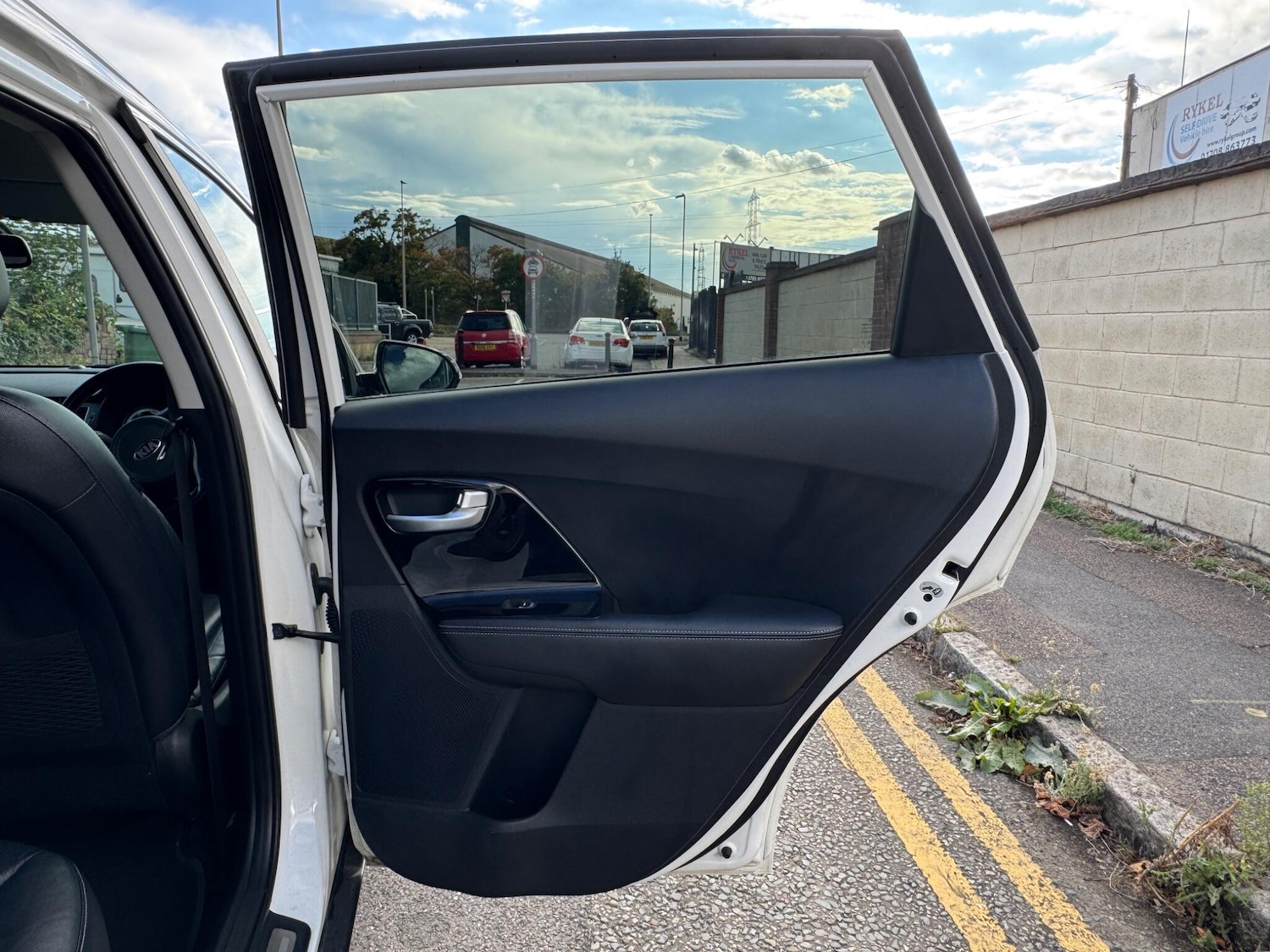 Used Kia Niro 2017 for sale - 76989274: Photo 32