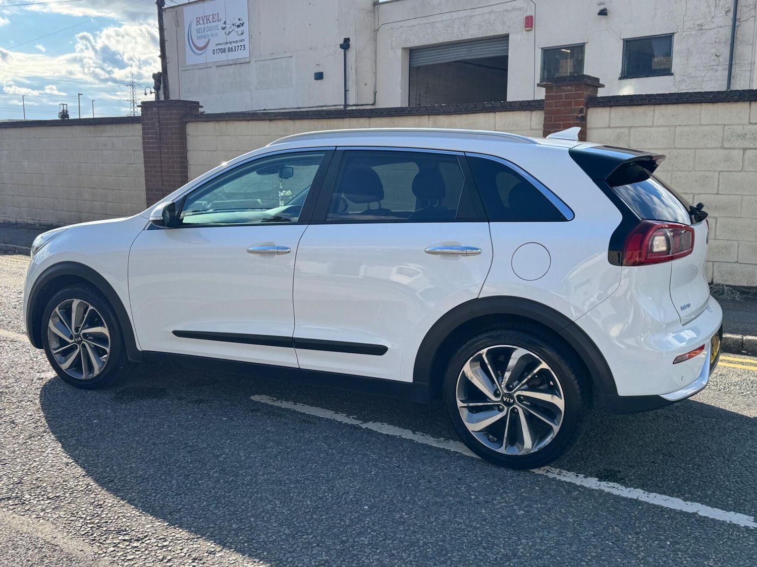Used Kia Niro 2017 for sale - 76989274: Photo 7