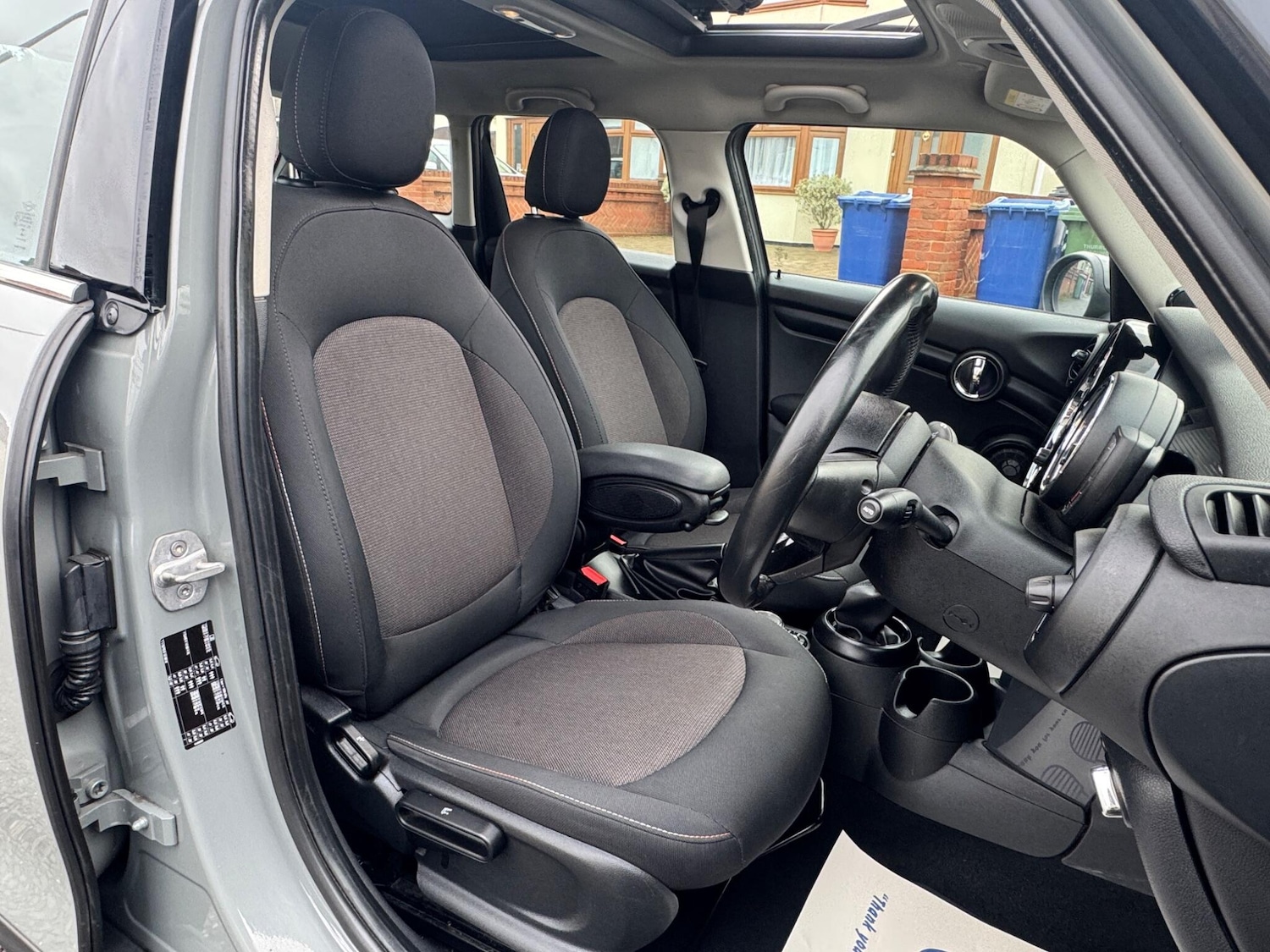 Used MINI Hatch 2018 for sale - 77395908: Photo 19