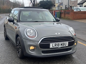 Used MINI Hatch 2018 for sale - 77395908: Photo