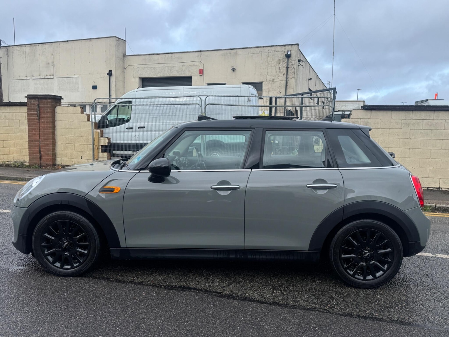 Used MINI Hatch 2018 for sale - 77395908: Photo 7