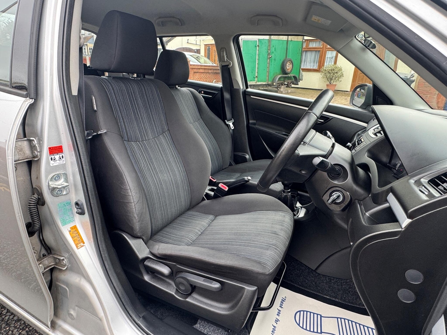 Used Suzuki Swift 2014 for sale - 77695873: Photo 19