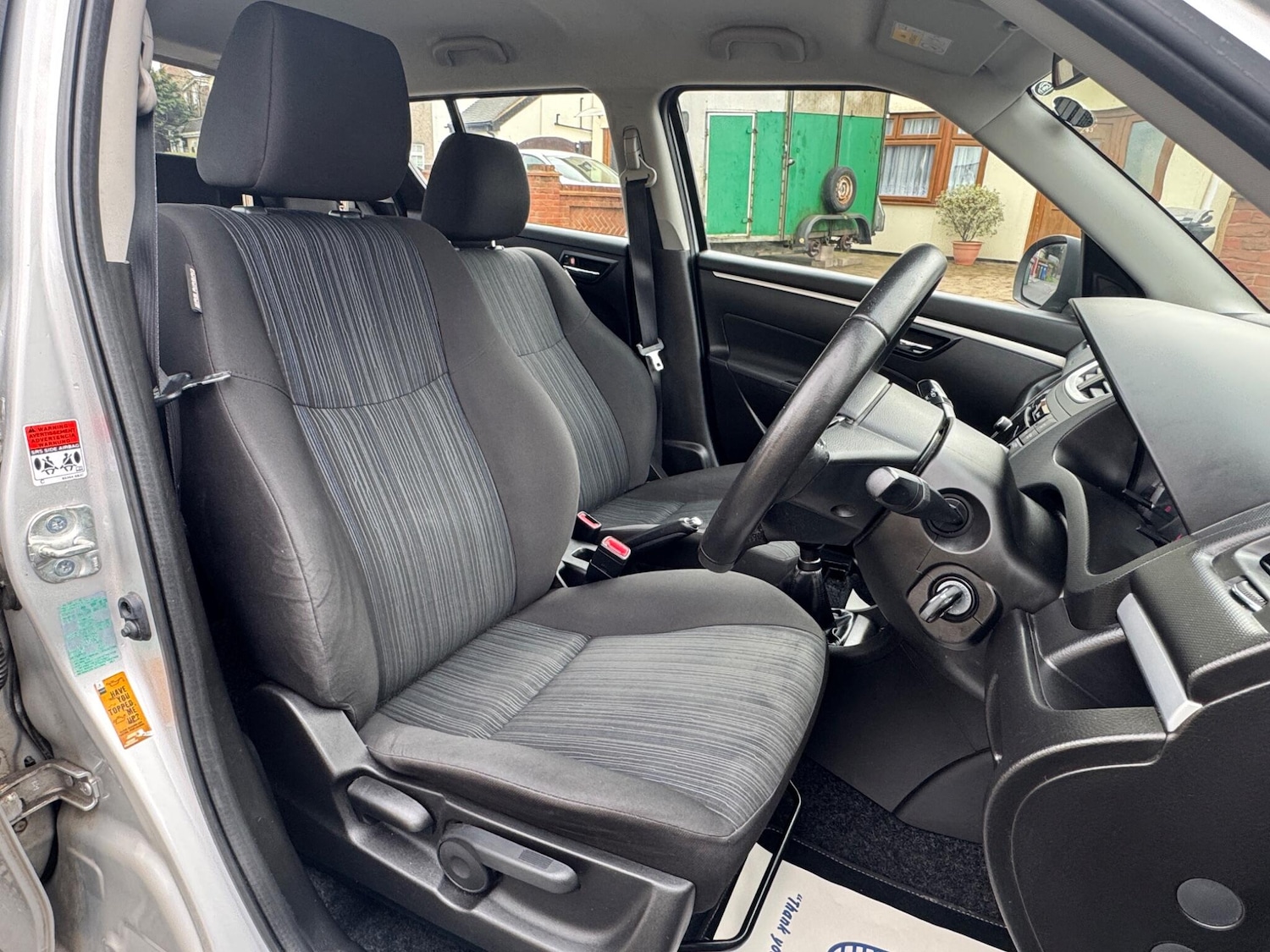 Used Suzuki Swift 2014 for sale - 77695873: Photo 20