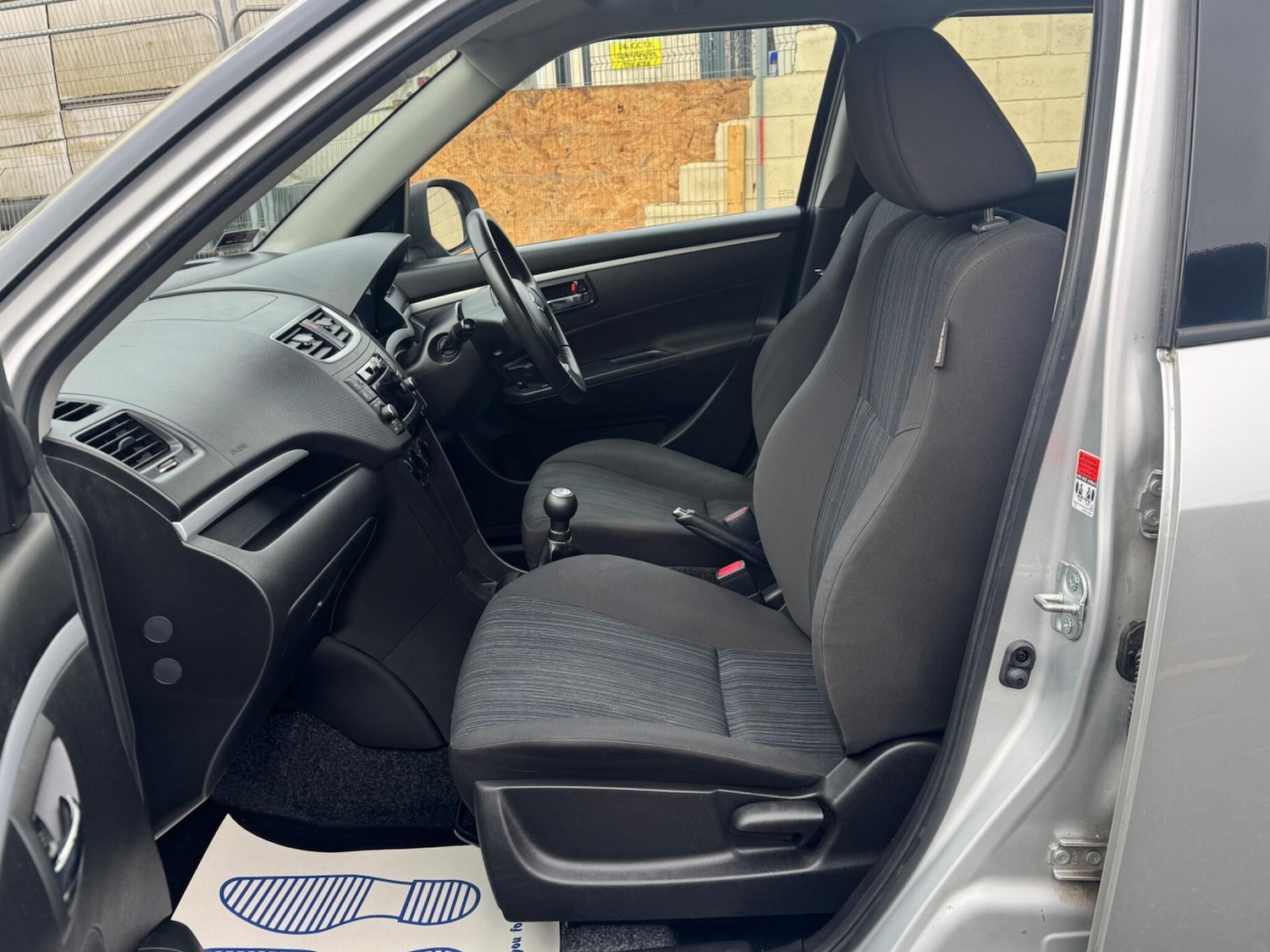 Used Suzuki Swift 2014 for sale - 77695873: Photo 21