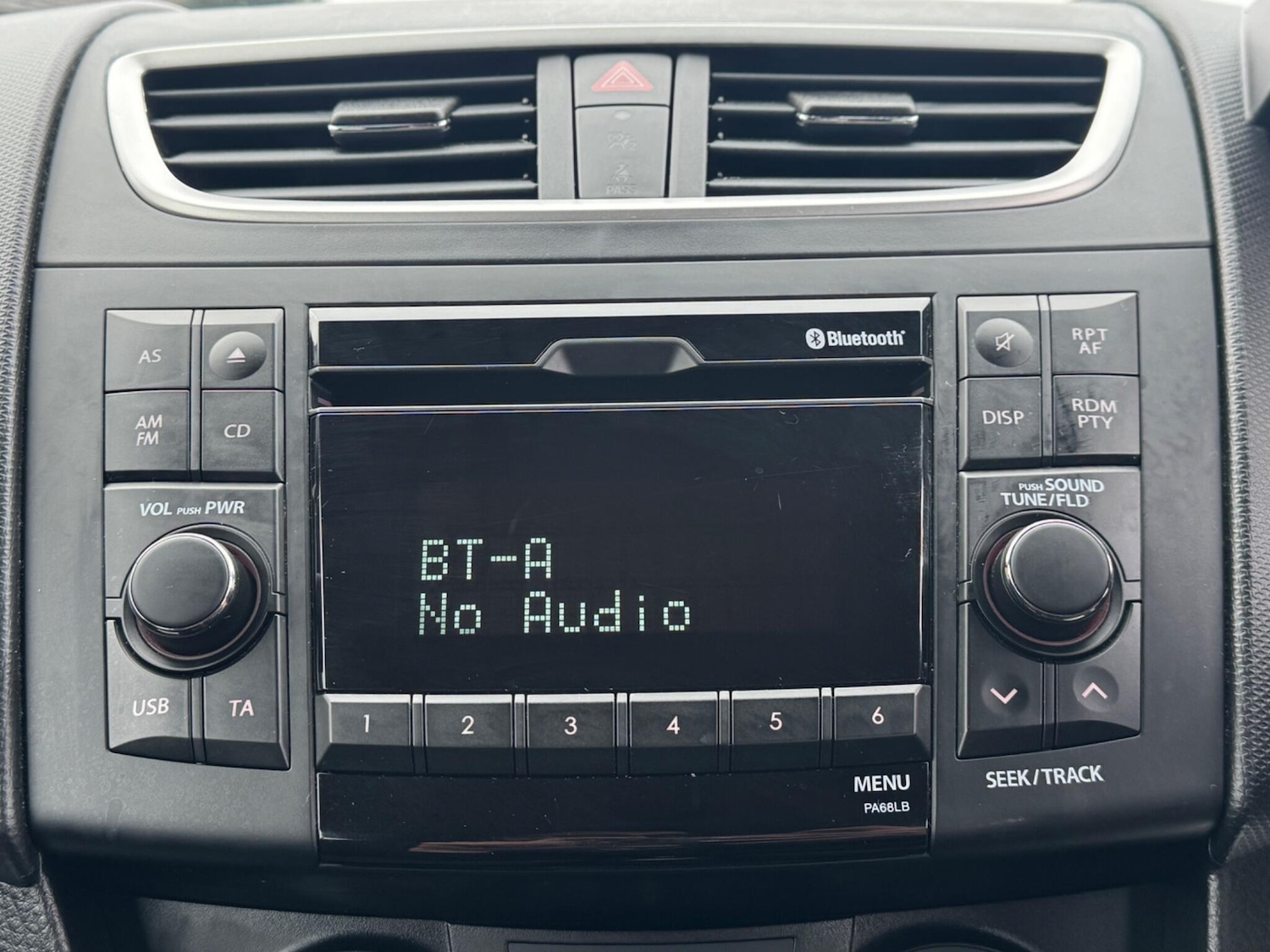 Used Suzuki Swift 2014 for sale - 77695873: Photo 42